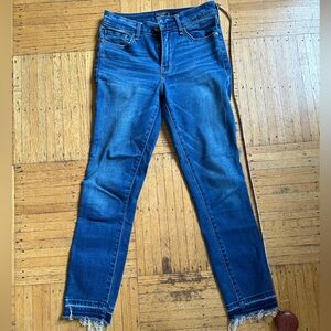 Frayed bottom Abercrombie and Fitch skinny jeans